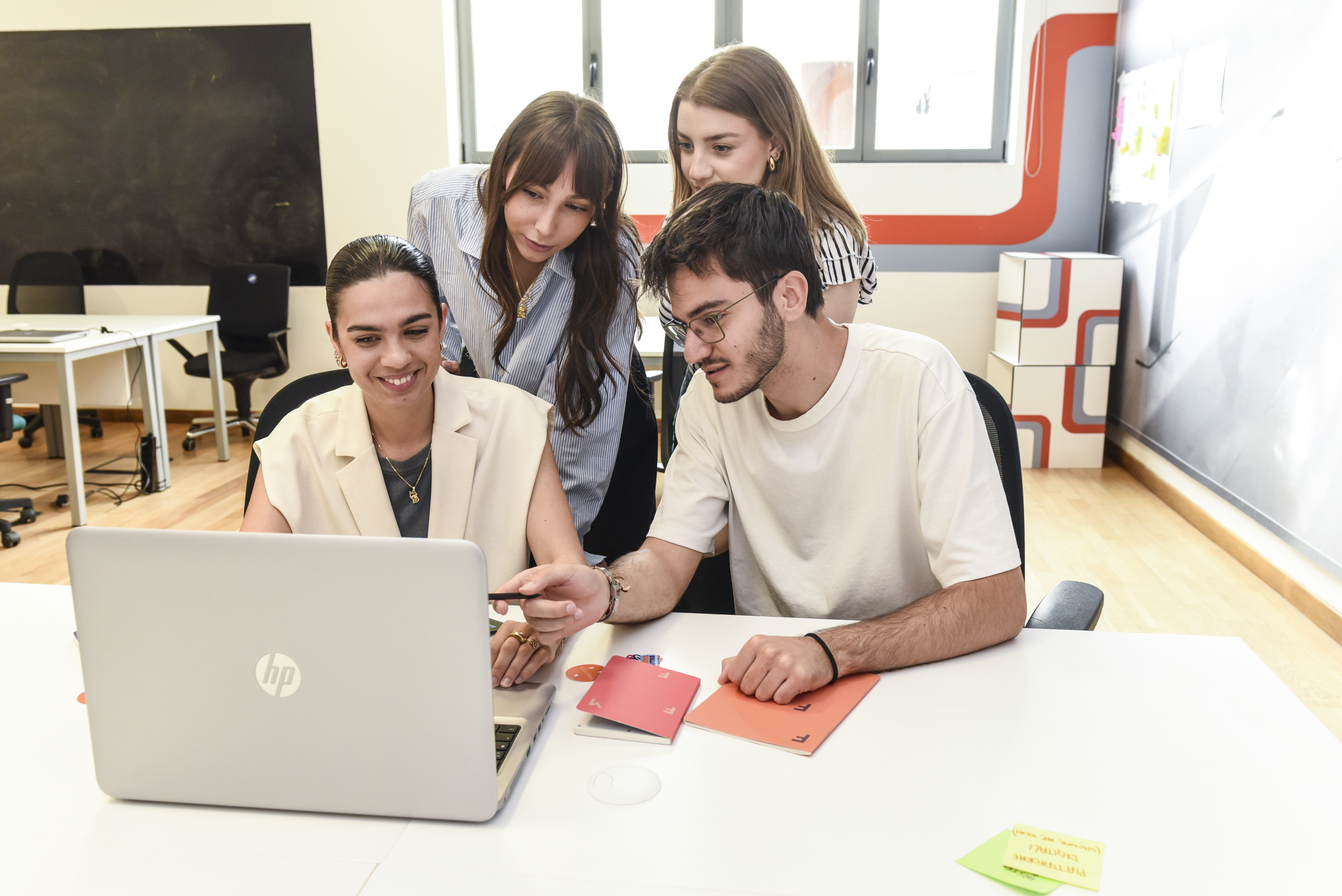 Studenti in aula PROGEA 04.06.2025 foto di Claudia Ascheri (20)
